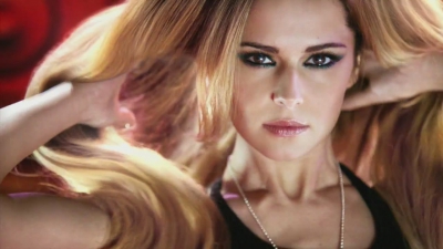 New_Feria_Hair_Colour_by_L_Oreal_Paris_mp40116.jpg
