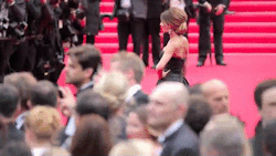 tumblr_n5v9c9PjfS1stjq7oo2_250.gif