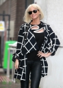 Имя файла=Sarah_Harding_leaving_Lorraine_01_05_14_282429.jpg
Размер файла=370КБ
Размеры=1875x2598
Дата=Май 25, 2014 Sarah_Harding_leaving_Lorraine_01_05_14_282429.jpg
