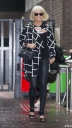 Имя файла=Sarah_Harding_leaving_Lorraine_01_05_14_28829.jpg
Размер файла=714КБ
Размеры=1607x2834
Дата=Май 25, 2014 Sarah_Harding_leaving_Lorraine_01_05_14_28829.jpg