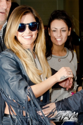 Arriving_at_Kiss_FM_Studios_in_London_30_05_14_2811129.jpg