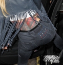 Имя файла=Arriving_at_Kiss_FM_Studios_in_London_30_05_14_2810529.jpg
Размер файла=303КБ
Размеры=1469x1520
Дата=Май 30, 2014 Arriving_at_Kiss_FM_Studios_in_London_30_05_14_2810529.jpg