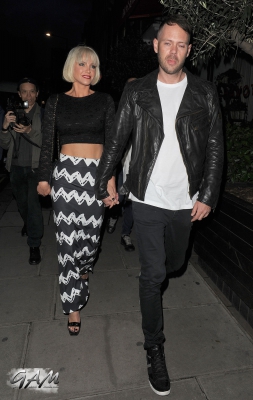 Sarah_Harding_leaving_the_Tonino_Lamborghini_Smartphone_launch_29_05_14_282729.jpg