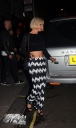 Имя файла=Sarah_Harding_leaving_the_Tonino_Lamborghini_Smartphone_launch_29_05_14_28529.jpg
Размер файла=327КБ
Размеры=1276x2148
Дата=Май 31, 2014 Sarah_Harding_leaving_the_Tonino_Lamborghini_Smartphone_launch_29_05_14_28529.jpg