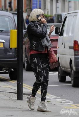Sarah_Harding_out_and_about_in_London_28_05_14_282429.jpg