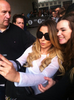 Arriving_at_Radio_1_s_Studios_02_06_14_2819029.jpg