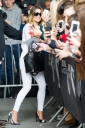 Имя файла=Arriving_at_Radio_1_s_Studios_02_06_14_2831429.jpg
Размер файла=950КБ
Размеры=1682x2528
Дата=Июнь 07, 2014 Arriving_at_Radio_1_s_Studios_02_06_14_2831429.jpg
