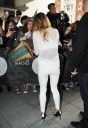 Имя файла=Arriving_at_Radio_1_s_Studios_02_06_14_2834229.jpg
Размер файла=1817КБ
Размеры=2223x3216
Дата=Июнь 07, 2014 Arriving_at_Radio_1_s_Studios_02_06_14_2834229.jpg