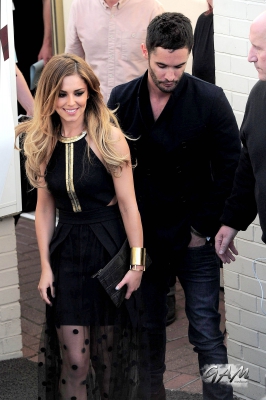 Leaving_the_Wembley_Arena_in_London_07_06_14_281629.jpg