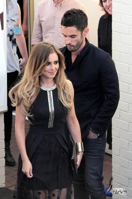 Leaving_the_Wembley_Arena_in_London_07_06_14_282229.jpg