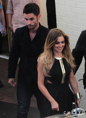 Leaving_the_Wembley_Arena_in_London_07_06_14_28629.jpg