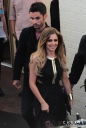 Имя файла=Leaving_the_Wembley_Arena_in_London_07_06_14_28429.jpg
Размер файла=1283КБ
Размеры=1912x2832
Дата=Июнь 07, 2014 Leaving_the_Wembley_Arena_in_London_07_06_14_28429.jpg