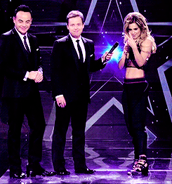 tumblr_n6tlreEi0F1r34jaio2_250.gif