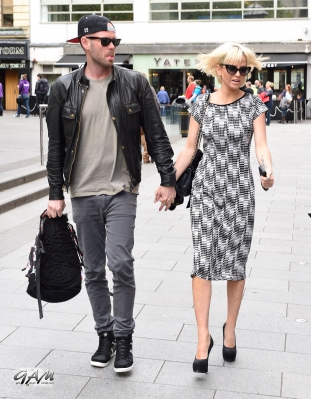 Sarah_Harding_arriving_leaving_the_premiere_of_Super_Juice_Me_26_04_14_282429.jpg