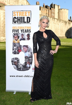 Sarah_Harding_attends_the_Street_Child_summer_time_ball_07_06_14_281029.jpg
