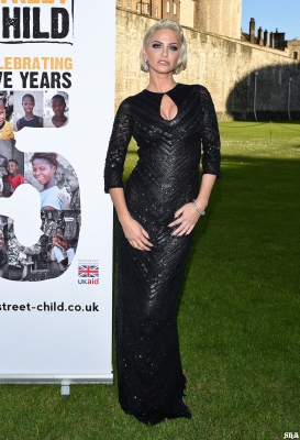 Sarah_Harding_attends_the_Street_Child_summer_time_ball_07_06_14_281129.jpg