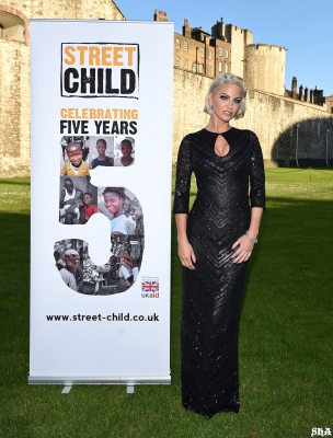 Sarah_Harding_attends_the_Street_Child_summer_time_ball_07_06_14_28229.jpg