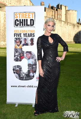 Sarah_Harding_attends_the_Street_Child_summer_time_ball_07_06_14_286029.jpg