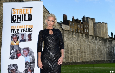 Sarah_Harding_attends_the_Street_Child_summer_time_ball_07_06_14_28829.jpg