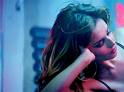 tumblr_n6wtvphNHI1s51f5to1_250.gif