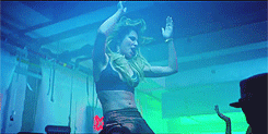 tumblr_n6wtz2KrmQ1s26uo8o5_250.gif