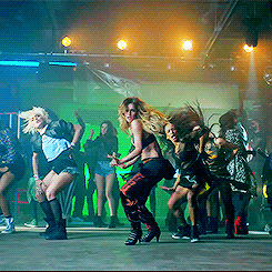 tumblr_n6wun9Valz1s51f5to4_250.gif