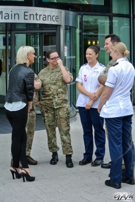 Sarah_Harding_visits_the_Queen_Elizabeth_Hospital_in_Birmingham_11_06_14_282729.jpg