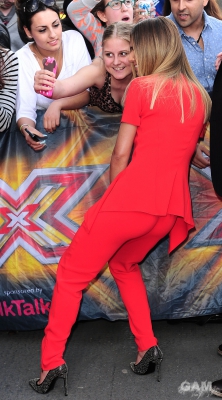 London_X_Factor_Auditions_-_Day_One_20_06_14_289329.jpg