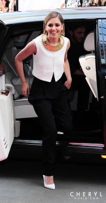 London_X_Factor_Auditions_24_06_14_2821929.jpg