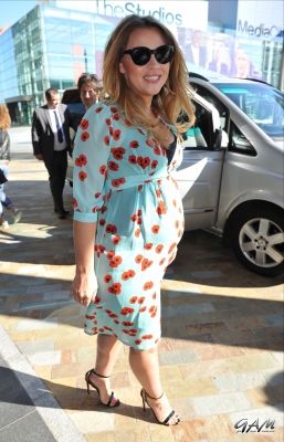 Kimberley_Walsh_arriving_at_BBC_Breakfast_studios2C_Manchester_30_06_14_284329.jpg