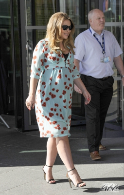 Kimberley_Walsh_arriving_at_BBC_Breakfast_studios2C_Manchester_30_06_14_287429.jpg