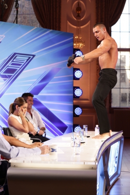 Cheryl_Cole_2597_X_Factor_Judges_Auditions_in_Edinburgh_01_07_14_281029.jpg