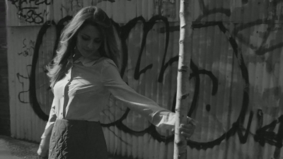 Cheryl_Cole_-_Behind_the_scenes_of_ELLE_Magazine_2014__mp40430.jpg