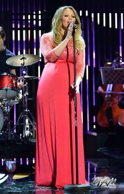 Kimberley_and_Alistair_perform_at_Tour_de_France_opening_ceremony_03_07_14_281529.jpg