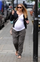 Имя файла=Kimberley_Walsh_out_in_London_08_09_14_28429.jpg
Размер файла=584КБ
Размеры=1041x1588
Дата=Июль 17, 2014 Kimberley_Walsh_out_in_London_08_09_14_28429.jpg