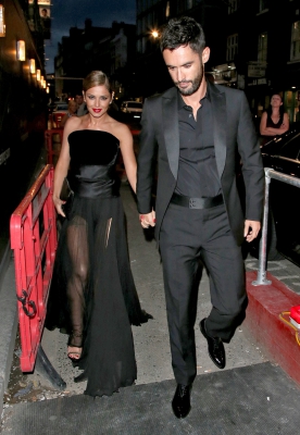 Cheryl2C_Kimberley_and_Nicola_arriving_at_Cheryl_s_wedding_party_21_07_14_2819829.jpg