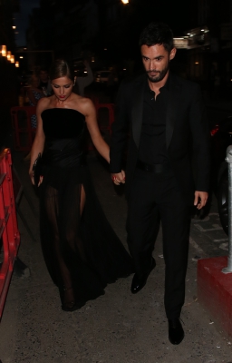 Cheryl2C_Kimberley_and_Nicola_arriving_at_Cheryl_s_wedding_party_21_07_14_2820529.jpg