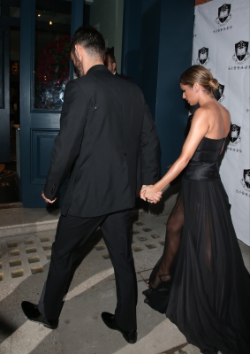 Cheryl2C_Kimberley_and_Nicola_arriving_at_Cheryl_s_wedding_party_21_07_14_2821629.jpg