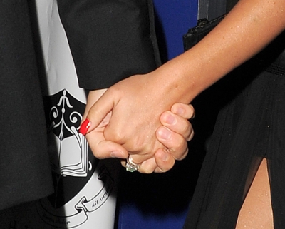 Cheryl2C_Kimberley_and_Nicola_arriving_at_Cheryl_s_wedding_party_21_07_14_2824629.jpg