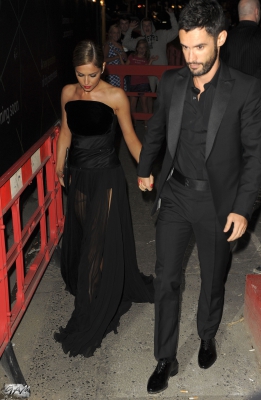 Cheryl2C_Kimberley_and_Nicola_arriving_at_Cheryl_s_wedding_party_21_07_14_283629.jpg