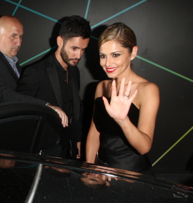 Cheryl2C_Kimberley_and_Nicola_leaving_Cheryl_s_wedding_party_21_07_14_284529.jpg