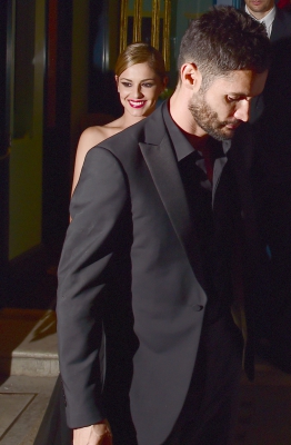 Cheryl2C_Kimberley_and_Nicola_leaving_Cheryl_s_wedding_party_21_07_14_285429.jpg