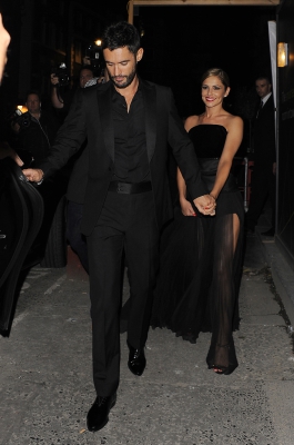 Cheryl2C_Kimberley_and_Nicola_leaving_Cheryl_s_wedding_party_21_07_14_286729.jpg