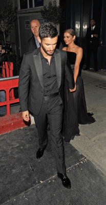 Cheryl2C_Kimberley_and_Nicola_leaving_Cheryl_s_wedding_party_21_07_14_289529.jpg