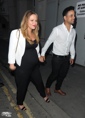 Cheryl2C_Kimberley_and_Nicola_arriving_at_Cheryl_s_wedding_party_21_07_14_2810129.jpg