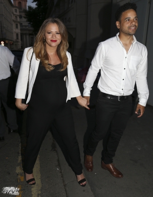 Cheryl2C_Kimberley_and_Nicola_arriving_at_Cheryl_s_wedding_party_21_07_14_2812829.jpg