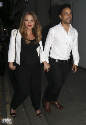Cheryl2C_Kimberley_and_Nicola_arriving_at_Cheryl_s_wedding_party_21_07_14_2813129.jpg