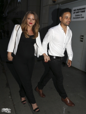 Cheryl2C_Kimberley_and_Nicola_arriving_at_Cheryl_s_wedding_party_21_07_14_2813329.jpg