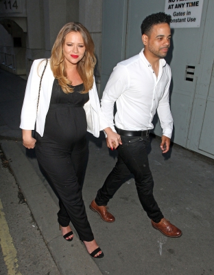 Cheryl2C_Kimberley_and_Nicola_arriving_at_Cheryl_s_wedding_party_21_07_14_2818529.jpg