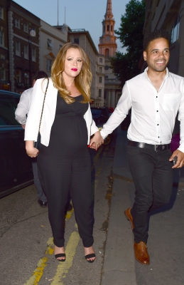 Cheryl2C_Kimberley_and_Nicola_arriving_at_Cheryl_s_wedding_party_21_07_14_2832229.jpg
